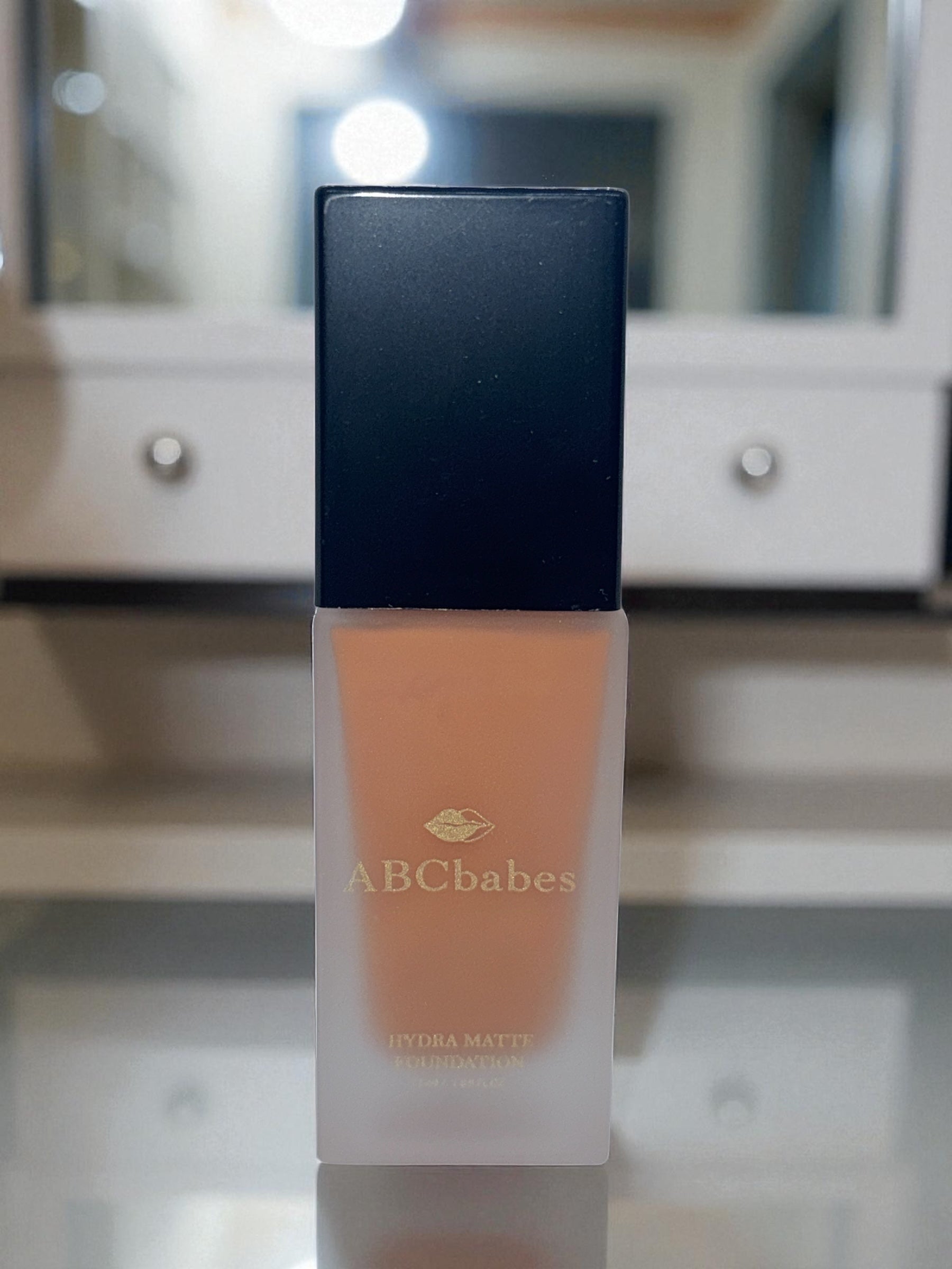 ABCbabes #27 medium neutral golden beige shade hydra matte foundation