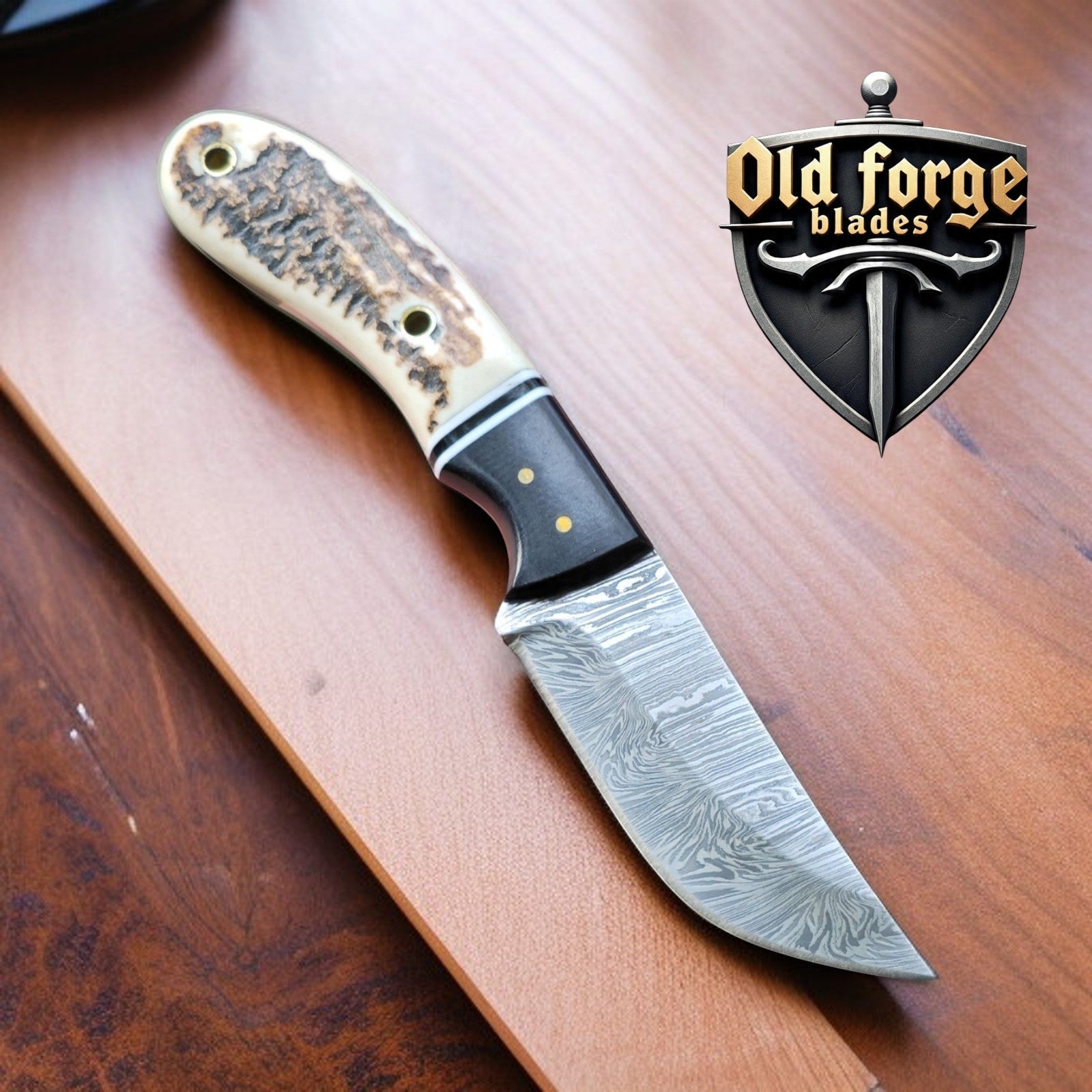 Custom Damascus Hunting Knives for Sale – Handmade Stag Handle