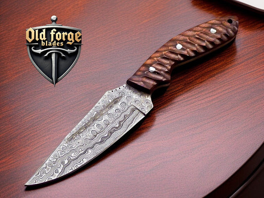 Handmade Damascus Hunting Knife with Hardwood Handle