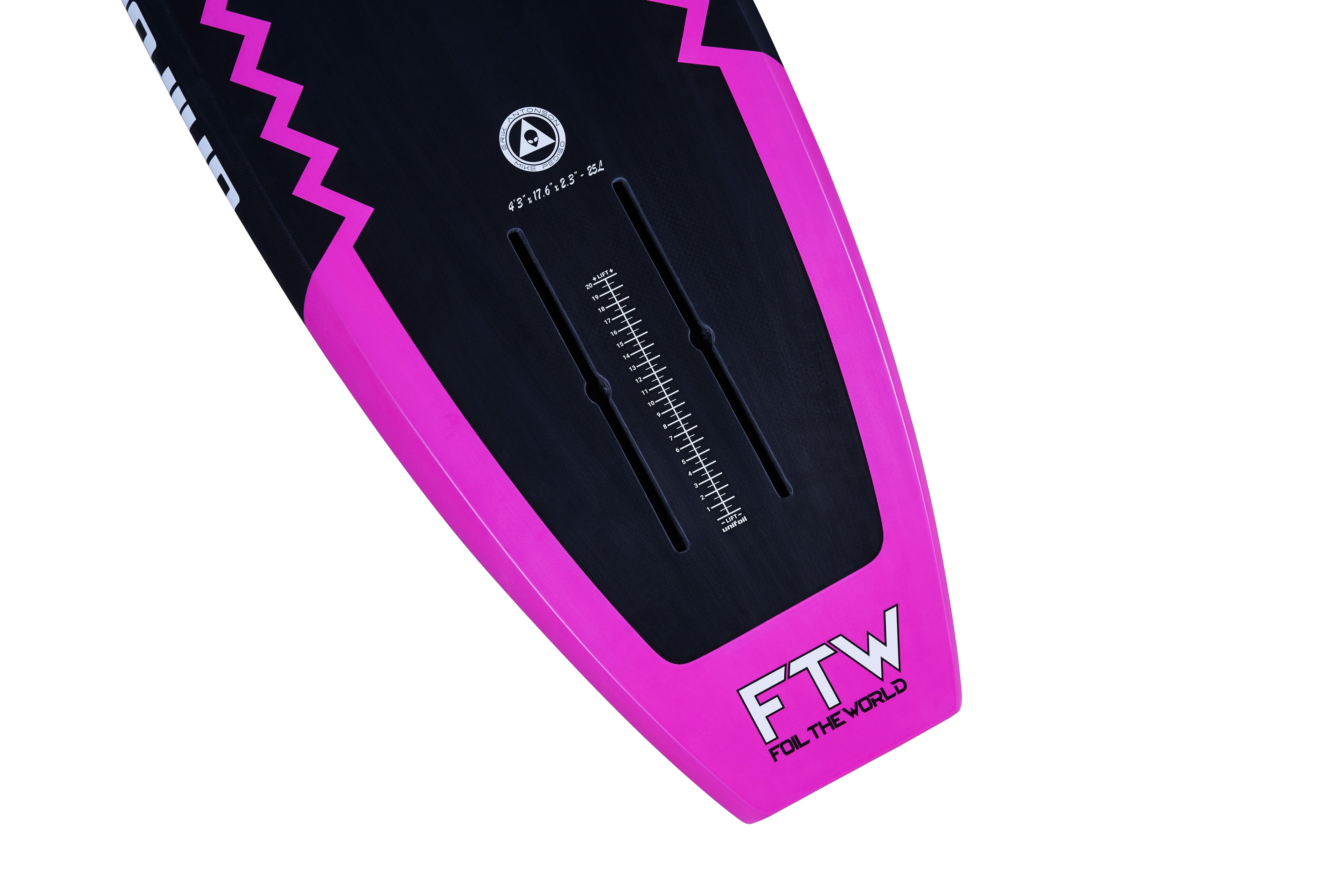 Foil the World 4'3"x 17.6"x 2.3"- 25L w/board bag