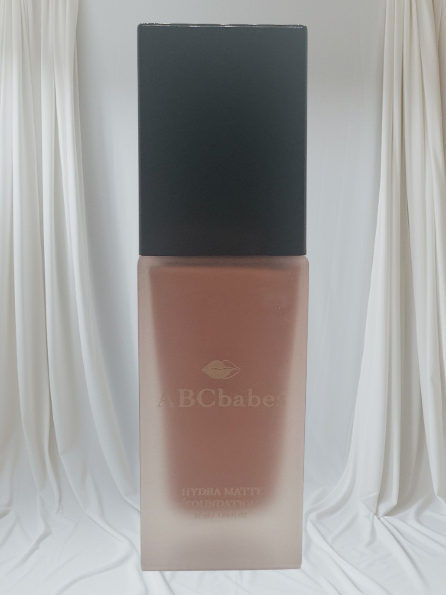 ABCbabes deep shade#36 with cool undertones 