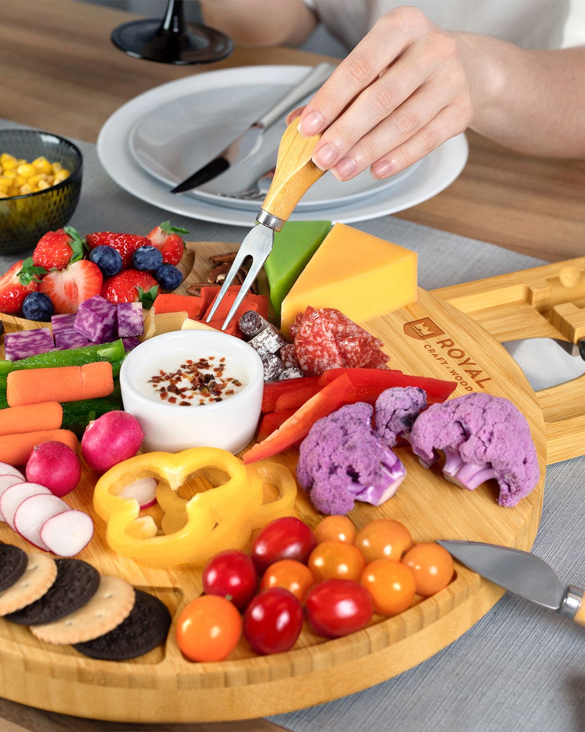 Cheese Board, Round