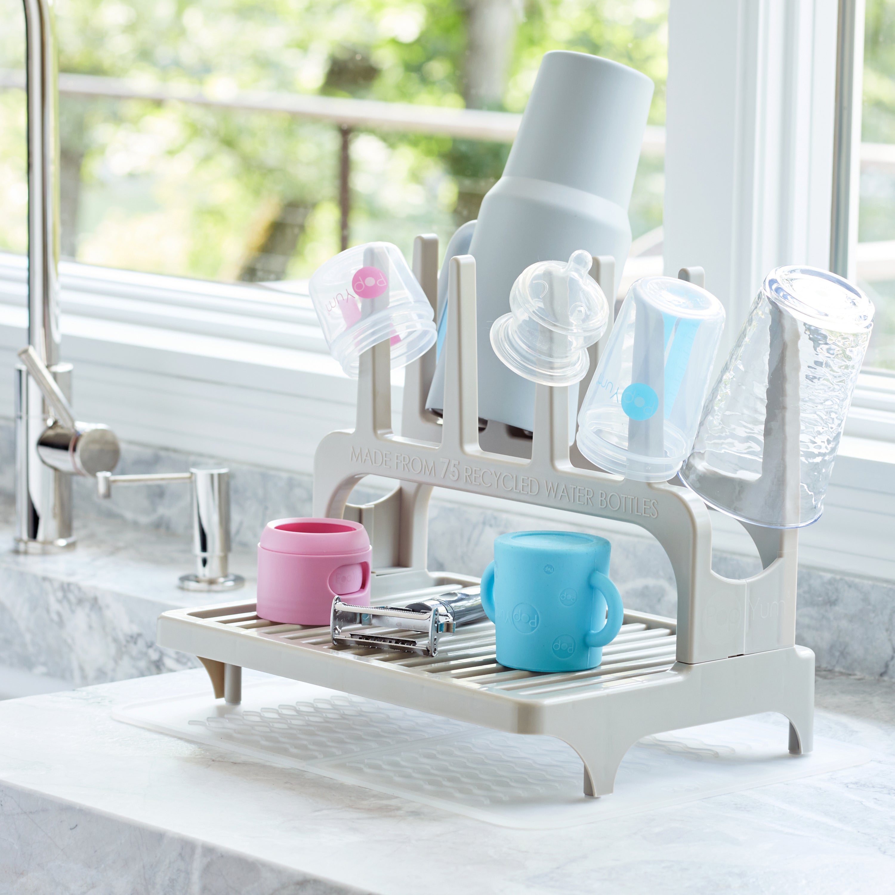 PopYum 9 oz Blue Formula Making Baby Bottle 3-Pk with Gray Drying Rack & Clear Drying Mat Bundle