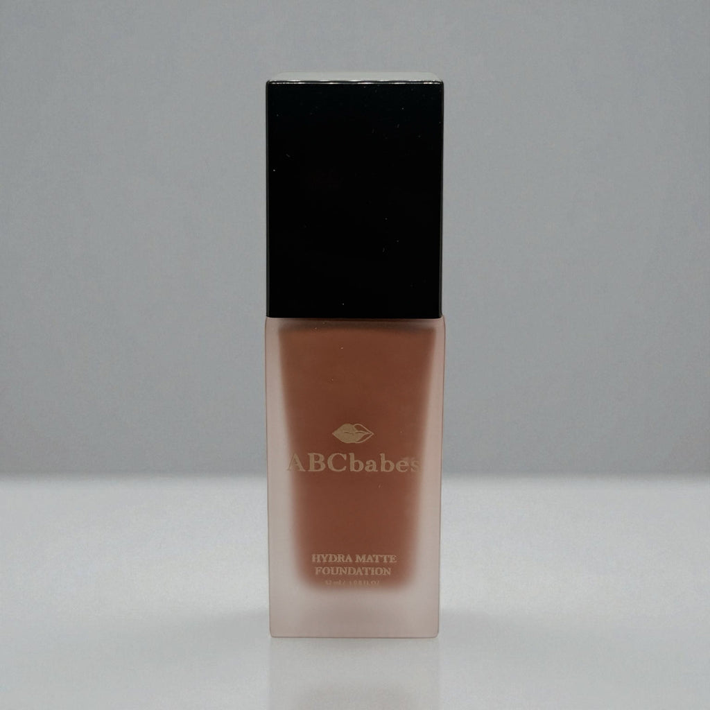 ABCbabes deep tan shade 43 with warm undertones, hydra matte finish liquid foundation.
