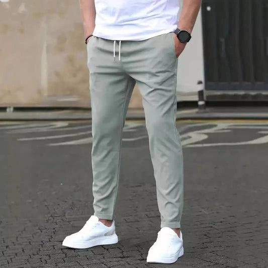 Slim Fit Cropped Pants – Casual Straight-Leg Trousers with Leather Tag