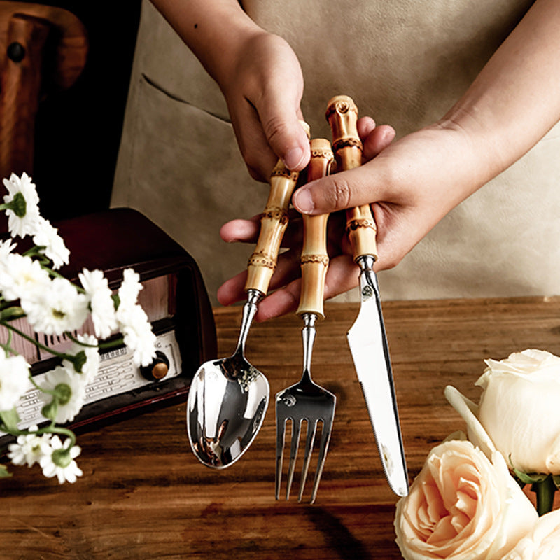 Aurora Nature-Inspired Bamboo Cutlery Set | 3CARATS