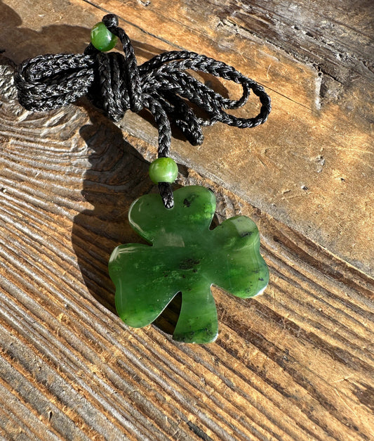 Canadian Jade 3 Leaf Clover Pendant - 30mm - 1451