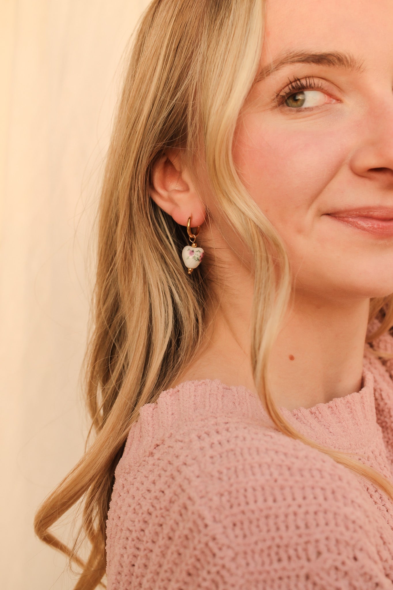 Bella Hoop in Rose