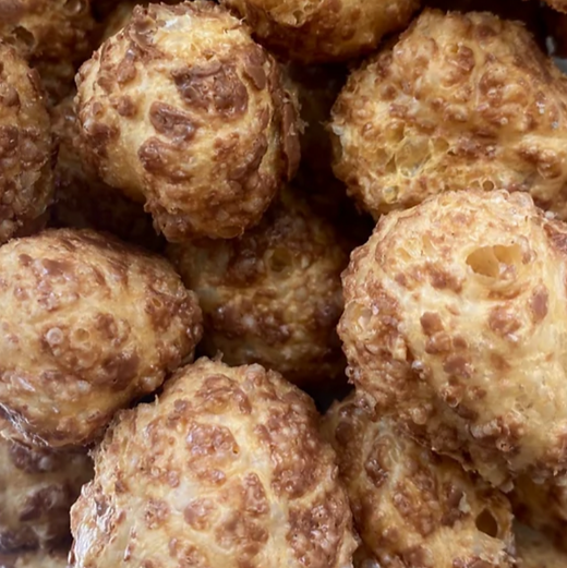 Freeze-Dried Chocolate Caramel Puffs