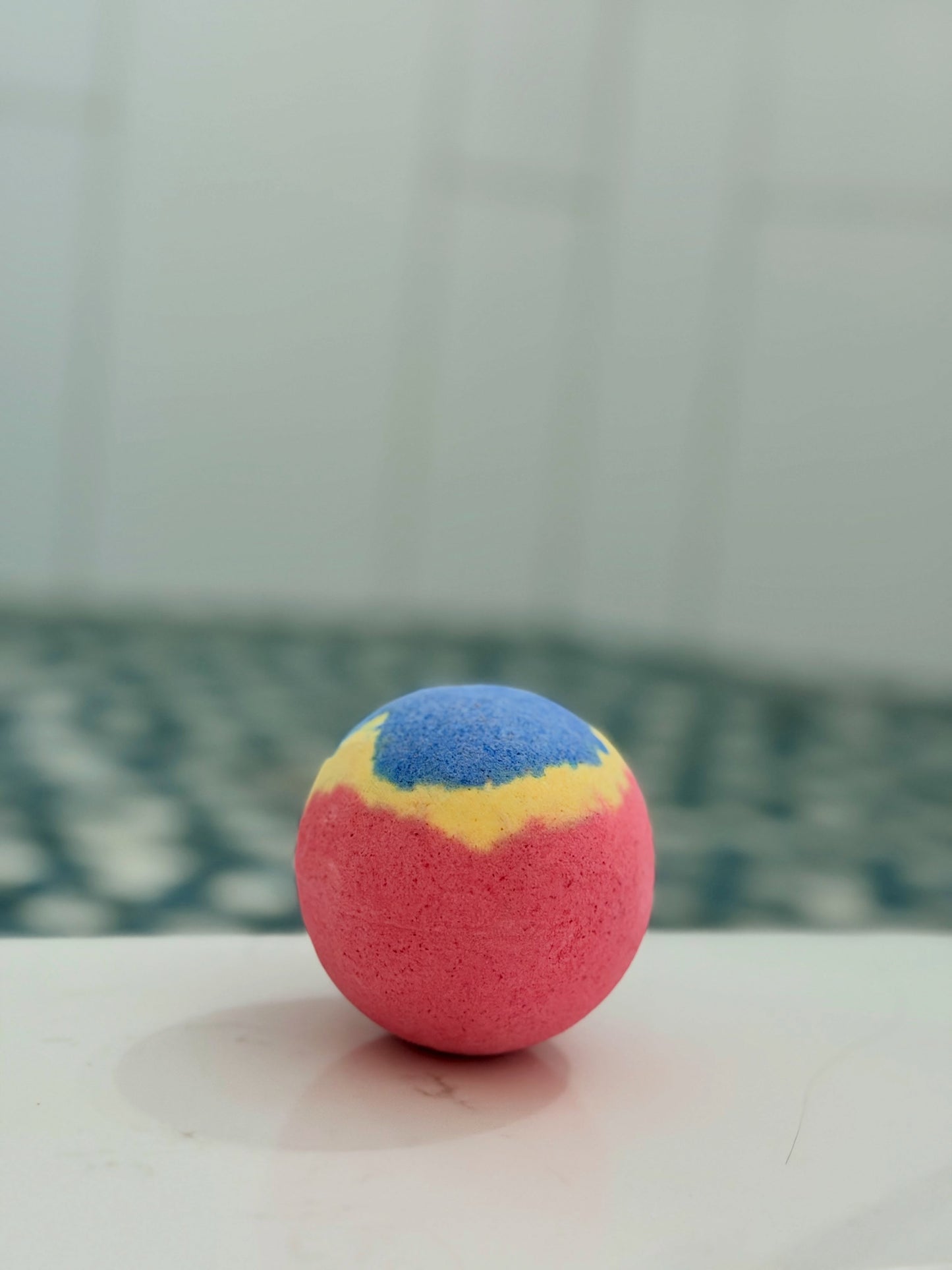 EvolutionUSA 1pc Epic Superhero Bath Bombs for Kids - Red