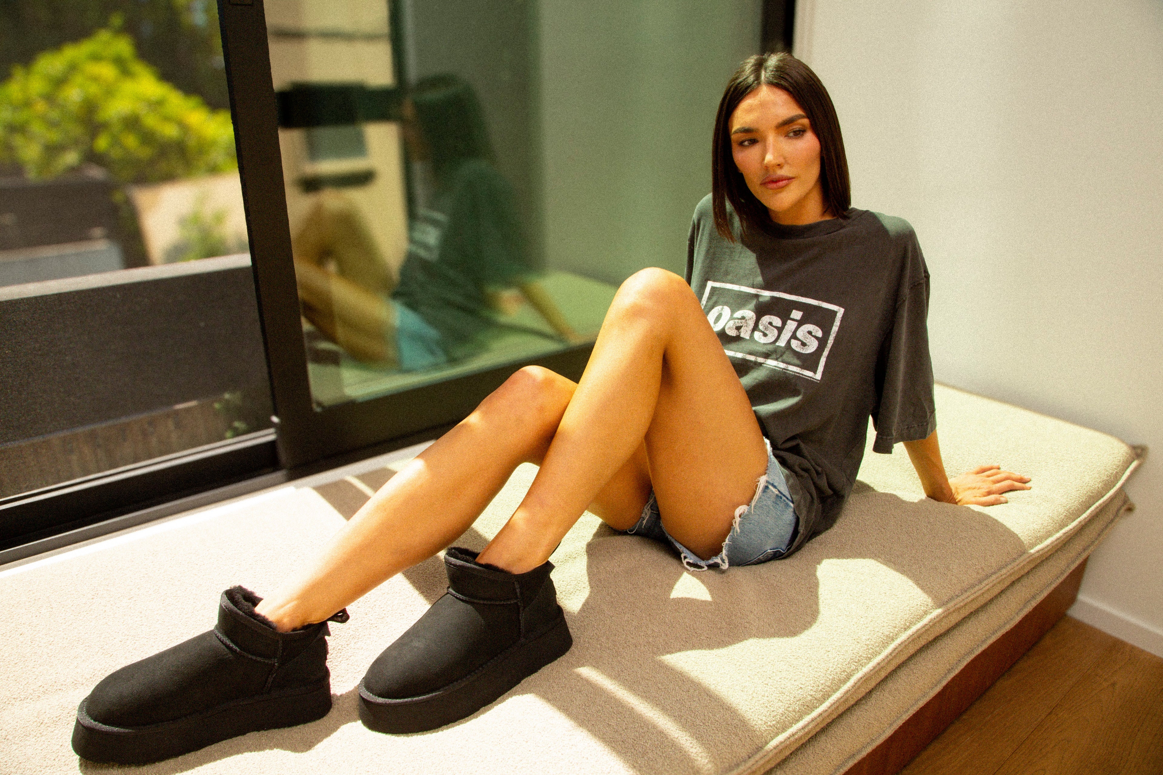 COSY ULTRA SHORT PLATFOAM BLACK