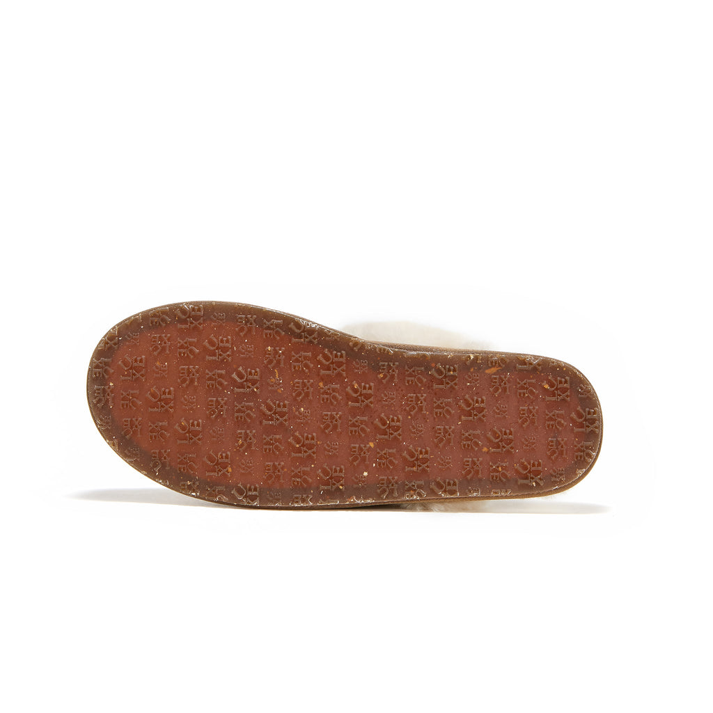 CLOSED MULE ANTIQUE GOLD