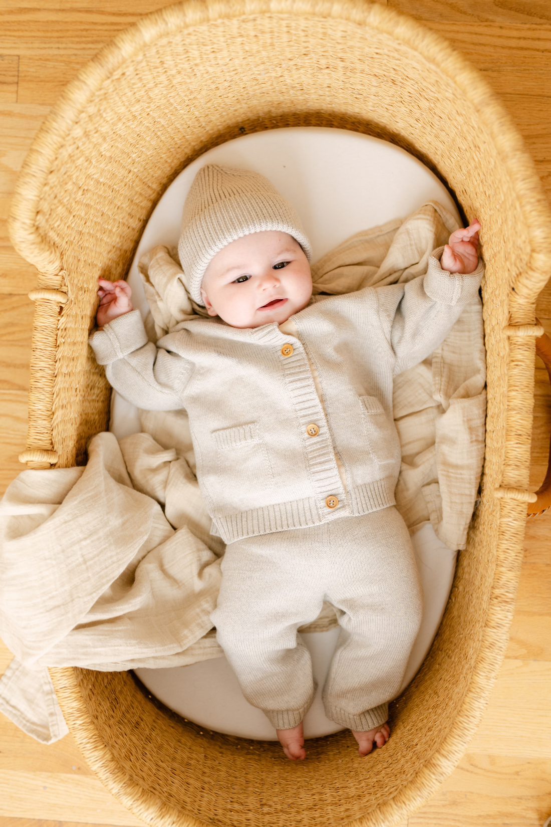Merino Wool Baby Gift Set in Light Heather Gray