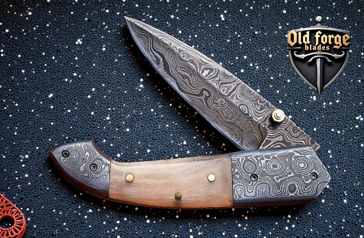 Handmade Damascus Pocket Knife – Bone Handle Liner Lock EDC