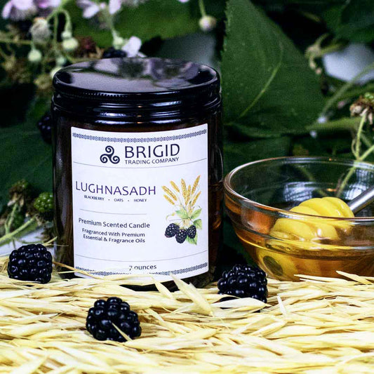 Lughnasadh Soy Wax Candle – Blackberry, Oats & Honey Natural Candle for Lammas