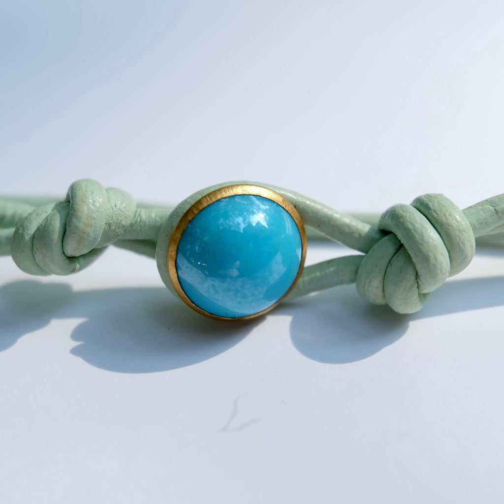Sea Shell Pendant Necklace with Semi-Precious Gemstones