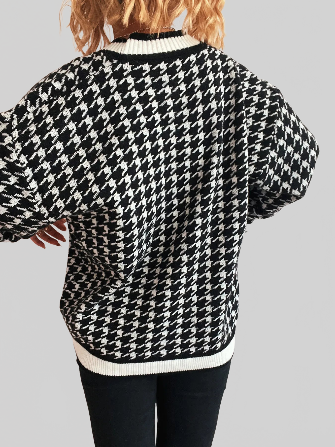 Women Houndstooth Pattern V-Neck Button-Up Cardigan Sweater