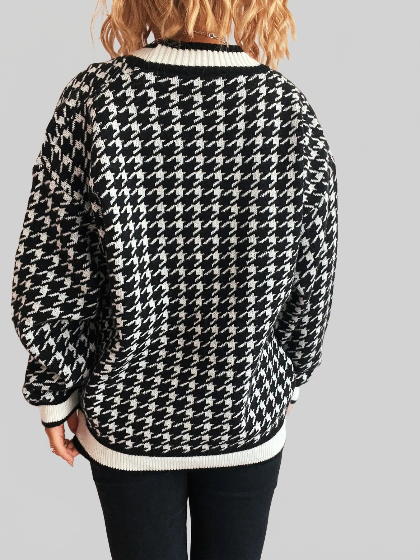Women Houndstooth Pattern V-Neck Button-Up Cardigan Sweater