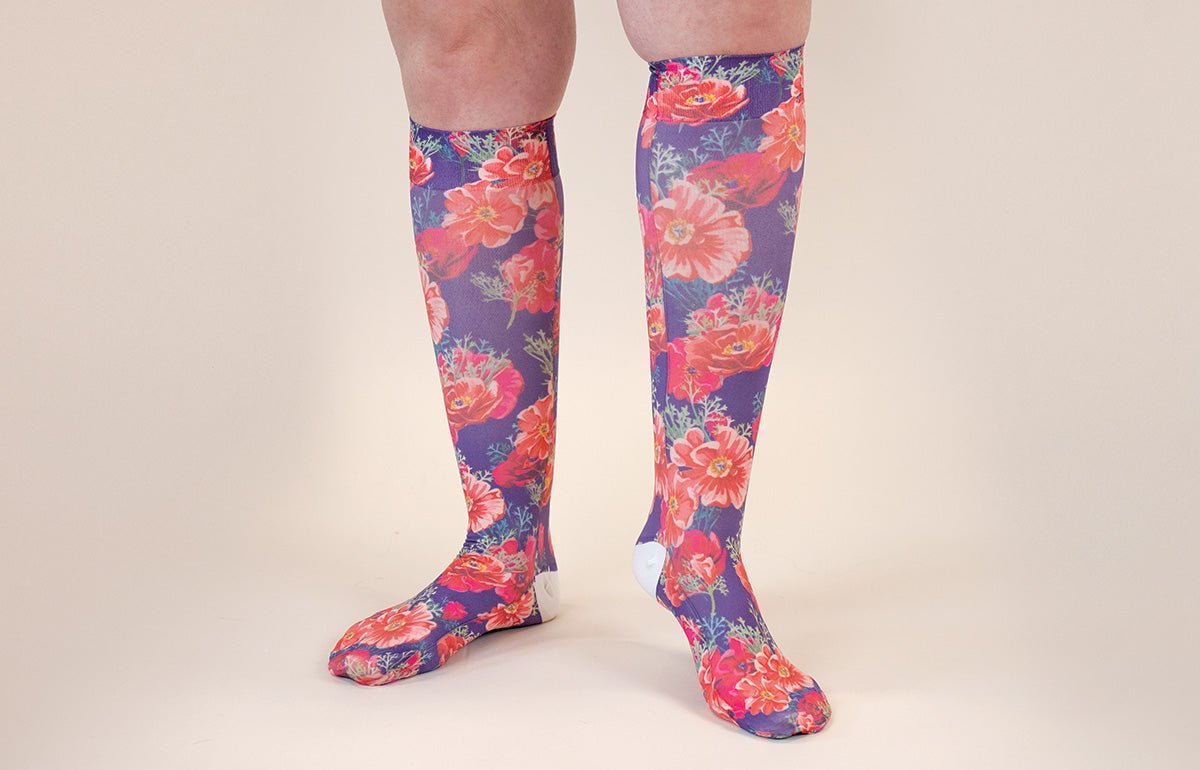Poppy Gradient Compression Socks