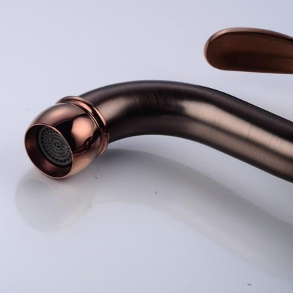 Lily Single-Hole Vintage Bathroom Faucet